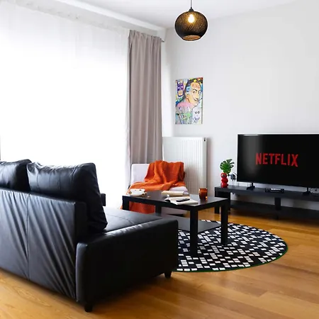 Sunset Sky Lounge - Chic Penthouse In Thessaloniki