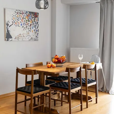 Sunset Sky Lounge - Chic Penthouse In Apartment *